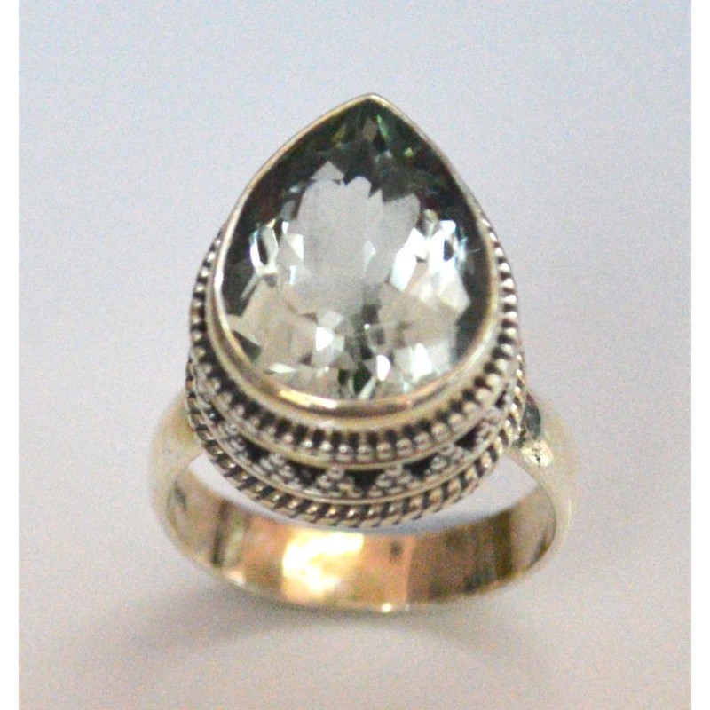 Zilveren ring met groene Amethist en bewerkte kop maat 17.3 mm