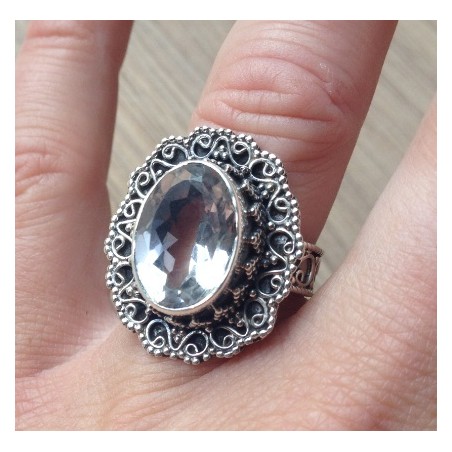 Zilveren ring met Kristal met bewerkte kop en band maat 17.5 mm