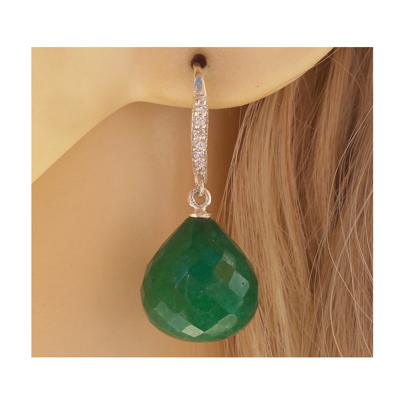 Zilveren oorbellen met Emerald druppel