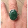 Zilveren ring met Emerald in bewerkte setting ring maat 18 mm