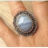 Zilveren ring met blauw Lace Agaat bewerkte kop en band 18 mm