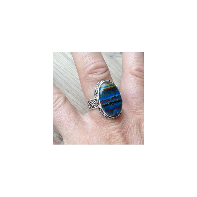 Zilveren ring met Calsilica en bewerkte kop ring maat 18 mm