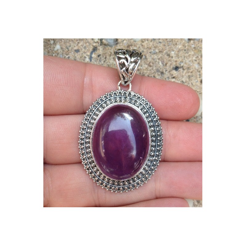 Zilveren hanger cabochon geslepen Amethist in bewerkte setting