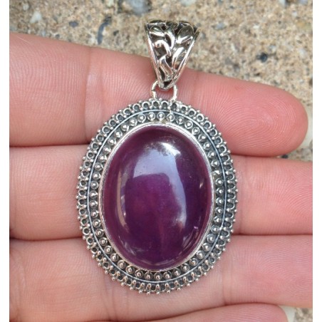 Zilveren hanger cabochon geslepen Amethist in bewerkte setting
