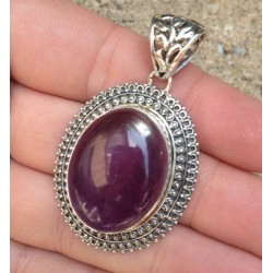 Zilveren hanger cabochon geslepen Amethist in bewerkte setting