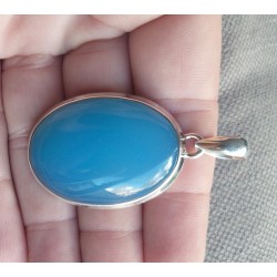 Zilveren hanger gezet met ovale blauwe Chalcedoon
