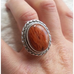 Zilveren ring Kersenkwarts (aardbeikwarts) met bewerkte kop 16.5