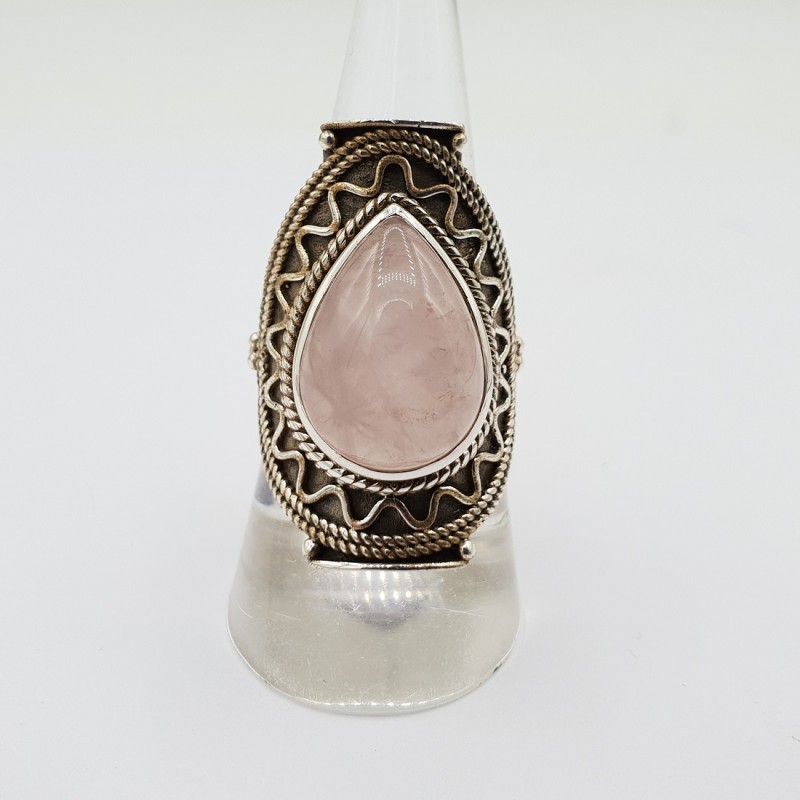 Zilveren edelsteen ring gezet met druppelvormige Rozenkwarts 18 mm