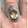 Zilveren ring met groene Amethist en open bewerkte setting 18