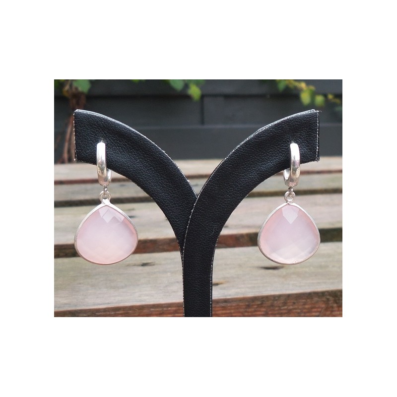 Zilveren oorbellen / creolen met roze Chalcedoon