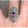 Zilveren ring gezet met Amethist in ovale bewerkte kop 16.5 mm