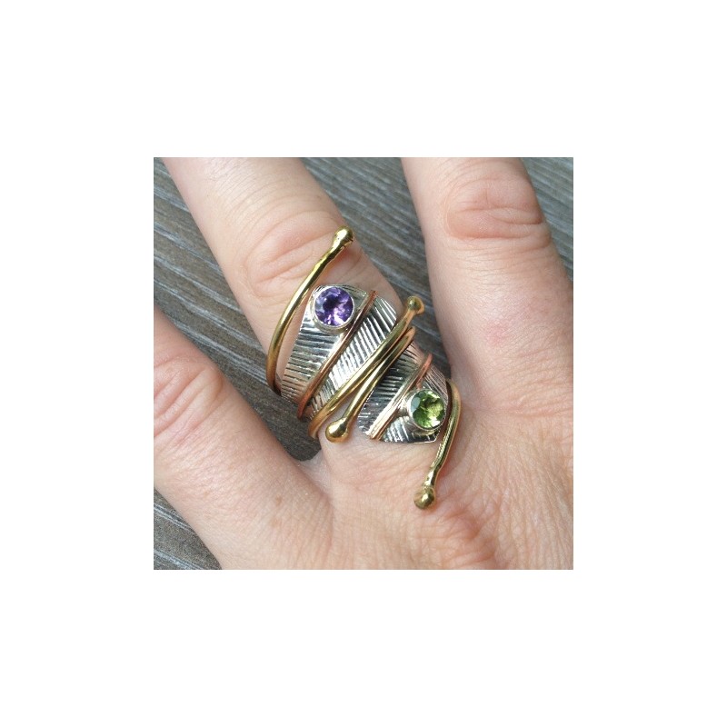 Zilveren ring gezet met Amethist en Peridot ring maat 18.5 mm