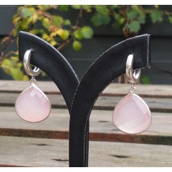 Zilveren oorbellen / creolen met roze Chalcedoon