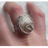 Zilveren ring met Laguna Lace Agaat in bewerkte setting 18 mm