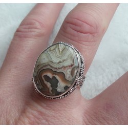 Zilveren ring met Laguna Lace Agaat in bewerkte setting 18 mm