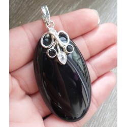 Zilveren hanger met grote zwarte Onyx gezet met Onyx en Topaas