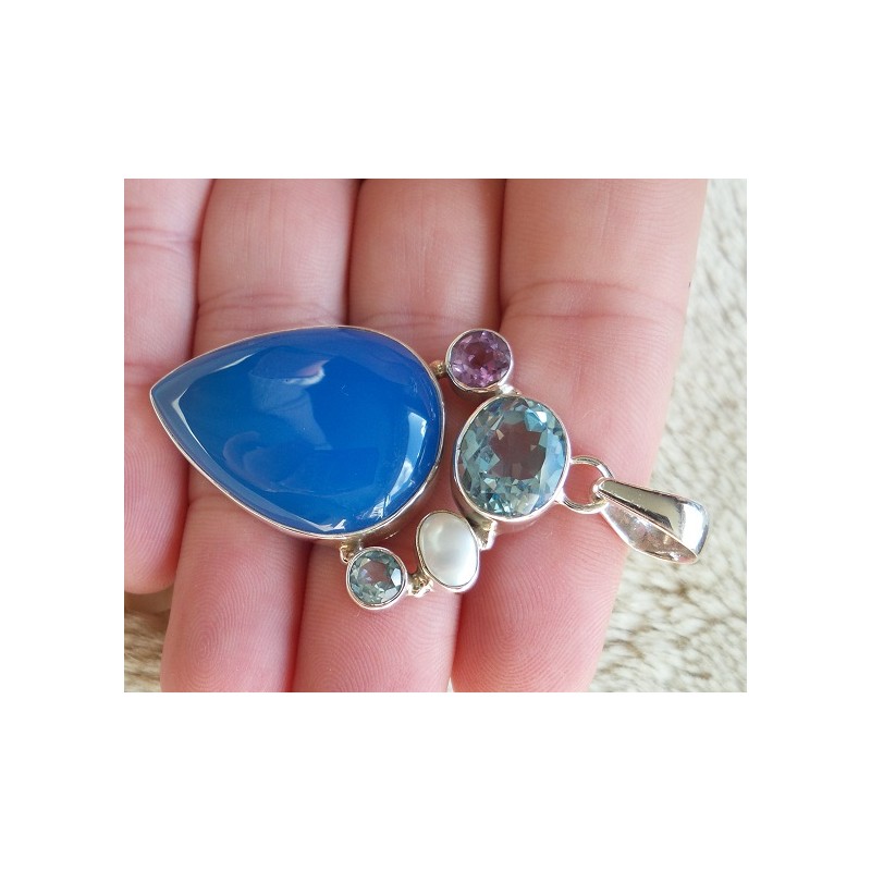 Zilveren hanger met Chalcedoon, Amethist en Topaas