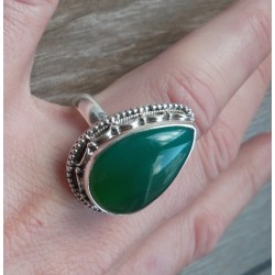 Zilveren ring gezet met druppelvorm groene Onyx maat 17.3 mm