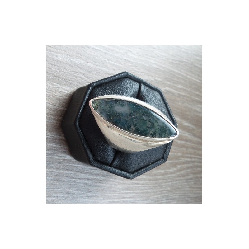 Zilveren ring gezet met ovale Mosagaat maat 18 mm