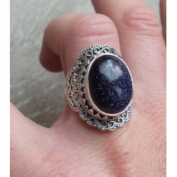 Zilveren ring met Goudsteen in bewerkte setting 18 mm