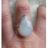 Zilveren ring met druppelvorm regenboog Maansteen 18.5 mm