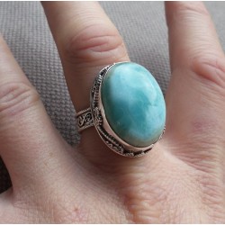 Zilveren ring met Larimar in bewerkte setting 18 mm