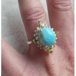 Zilveren ring gezet met Larimar en Peridot maat 17 mm