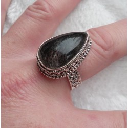 Zilveren ring met Toermalijnkwarts in bewerkte setting 19 mm