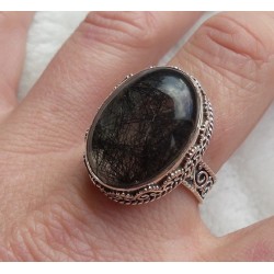 Zilveren ring met Toermalijnkwarts in bewerkte setting 19 mm