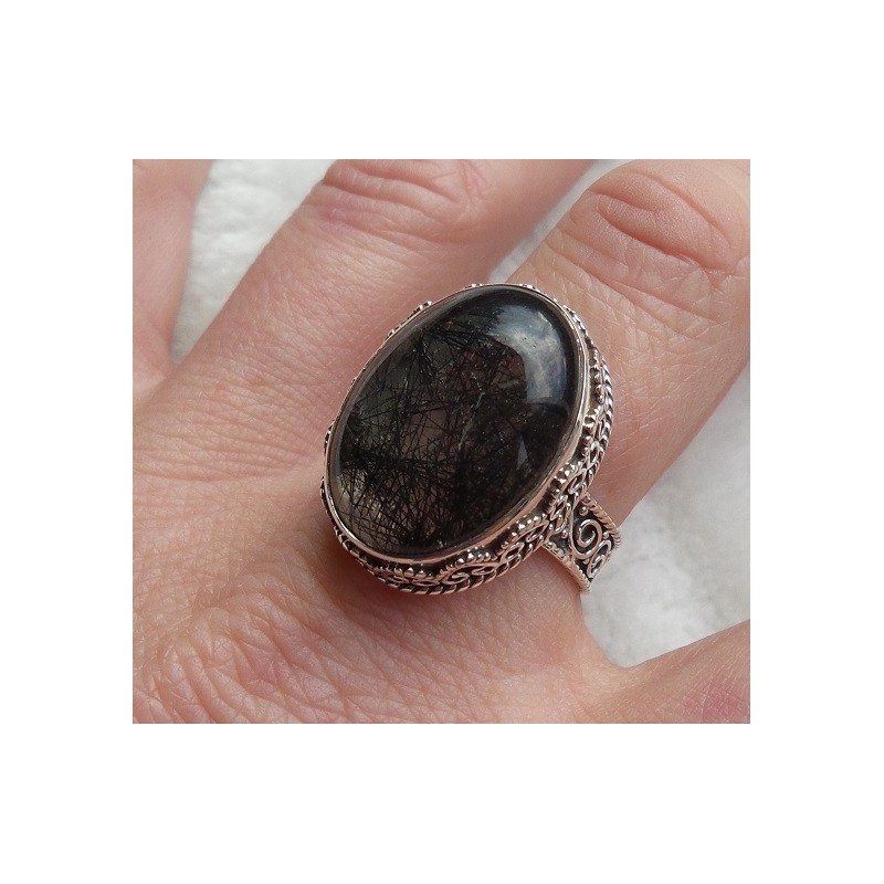 Zilveren ring met Toermalijnkwarts in bewerkte setting 19 mm