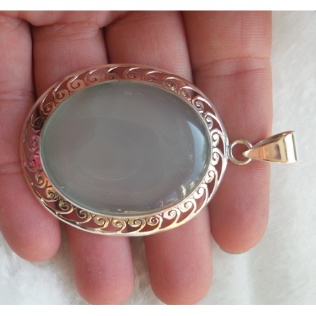 Zilveren hanger met aqua Chalcedoon in open bewerkte setting