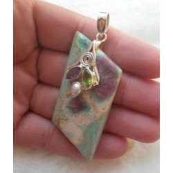 Zilveren hanger Robijn in Fuchsiet gezet met Peridot en Amethist
