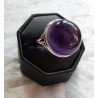 Zilveren ring gezet met ronde cabochon Amethist maat 19.7 mm