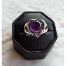 Zilveren ring gezet met cabochon Amethist 17 mm