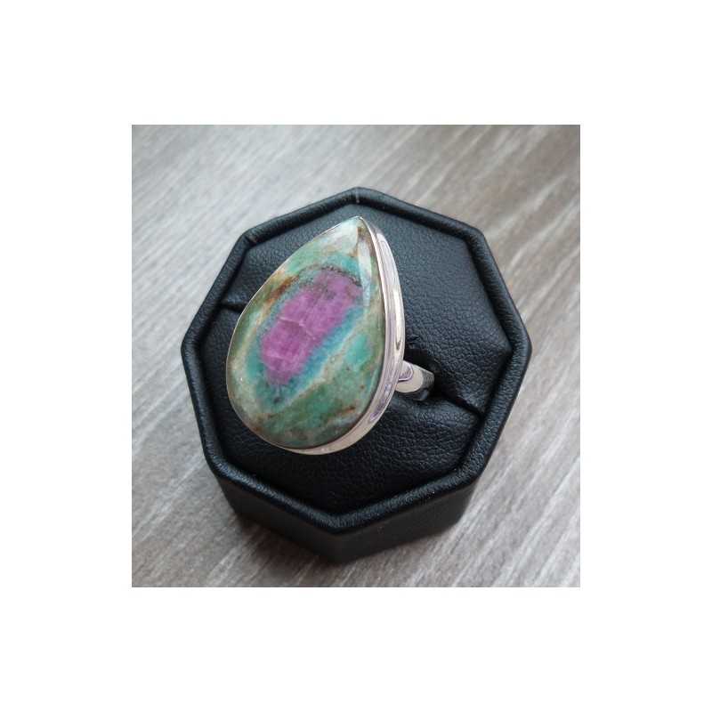 Zilveren ring met druppelvorm Robijn in Fuchsiet 18.5 mm