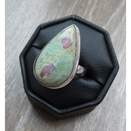 Zilveren ring gezet met druppelvorm Robijn in Fuchsiet 17.3 mm