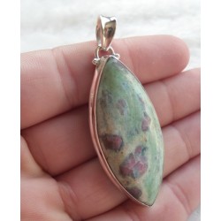 Zilveren hanger gezet met marquise Robijn in Fuchsiet