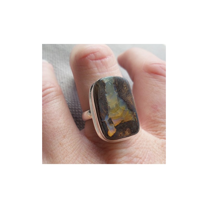 Zilveren ring gezet met rechthoekige Boulder Opaal 18.5 mm
