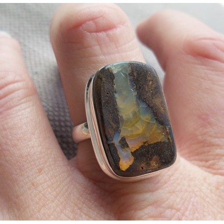 Zilveren ring gezet met rechthoekige Boulder Opaal 18.5 mm