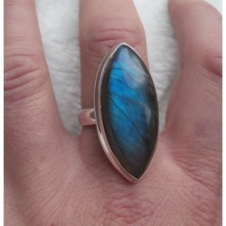 Zilveren ring gezet met marquise Labradoriet 19 mm
