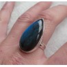 Zilveren ring met grote druppelvorm Labradoriet 18.5 mm