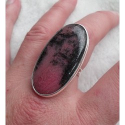 Zilveren ring gezet met grote ovale Rhodoniet maat 18.5 mm
