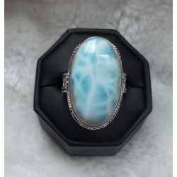 Zilveren ring met Larimar gezet in bewerkte setting 18 mm