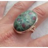 Zilveren ring gezet met grote Robijn in Fuchsiet maat 20 mm
