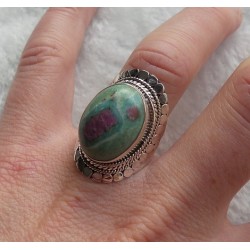 Zilveren ring gezet met Robijn in Fuchsiet ring maat 17.7 mm