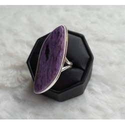 Zilveren ring gezet met Charoiet ring maat 17.7 mm