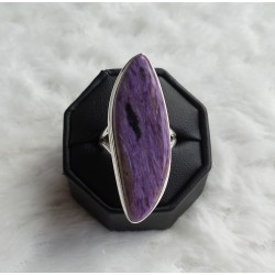 Zilveren ring gezet met Charoiet ring maat 17.7 mm