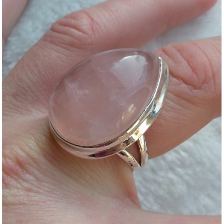 Zilveren ring met grote cabochon druppelvorm Rozenkwarts 18.5 mm