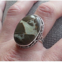 Zilveren ring met Septaria gezet in bewerkte setting 18.5 mm