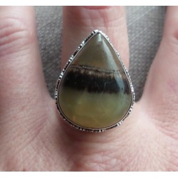 Zilveren ring met druppelvorm Septaria in bewerkte setting 19 mm